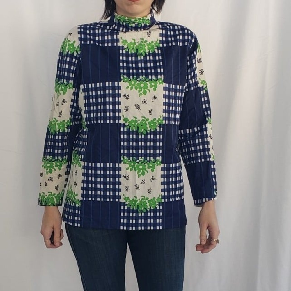 70s Handmade Blue and White Plaid‎ Top